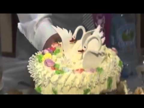 Невеста поймала падающий торт