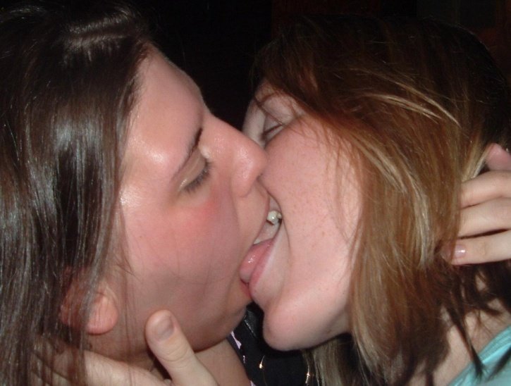 Amateur Lesbian Scene