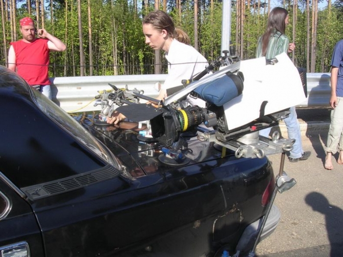 Как снимают автомобили в фильмах (6 фото)