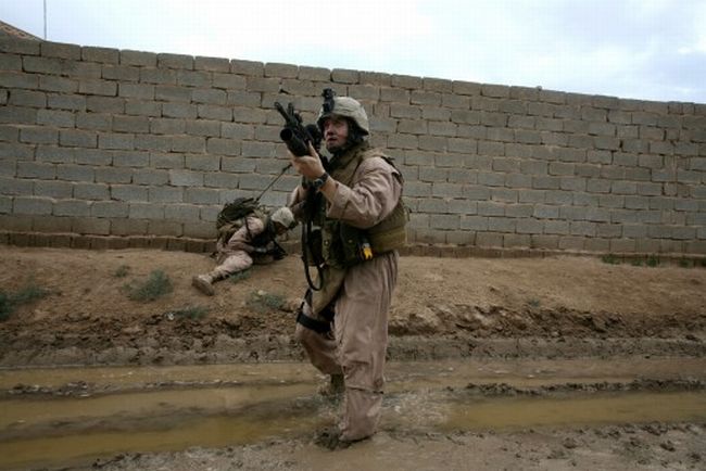 Атака снайпера в Ираке 31.10.2006 (12 фотографий)