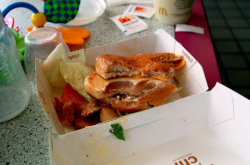 В Макдональдсе штата Коннектитут люди купили вот такой Premium Chicken, а там... (6 фото)
