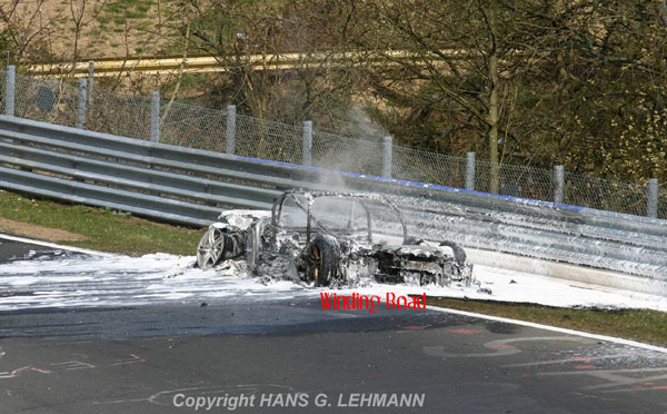 Потестили. Убили Audi RS8 (7 фотографий)