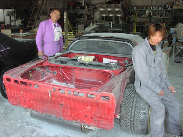 Автокреатив или как из Accura сделать Ferrari (114 фото)