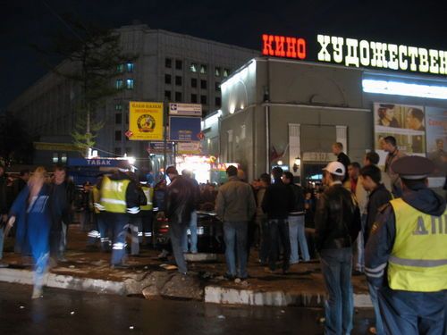 В Москве угрохали Феррари. Пострадал 1 человек (27 фото)