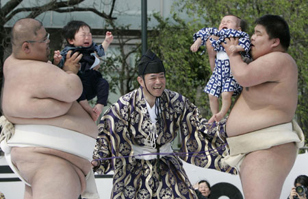 Японцы отчудили. Конкурс "Плачущий ребенок" (6 фото)