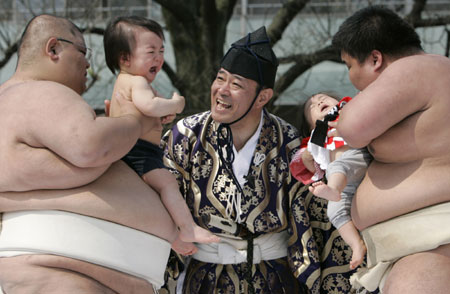 Японцы отчудили. Конкурс "Плачущий ребенок" (6 фото)