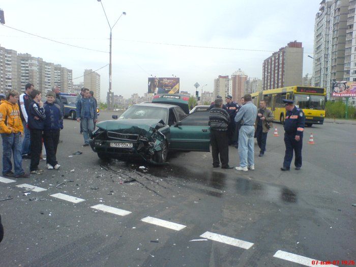 Авария в Киеве (13 фото)