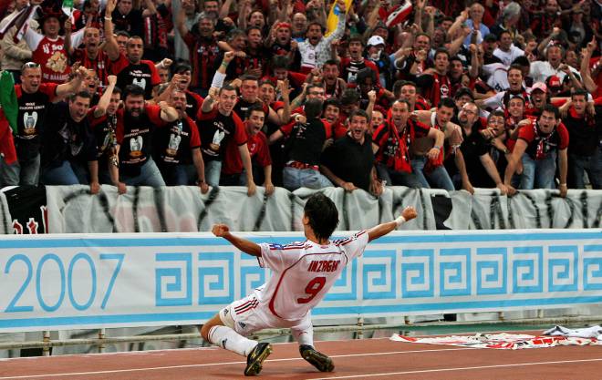 Вчерашний финал Лиги Чемпионов - Милан - Ливерпуль 2:1 (32 фото)