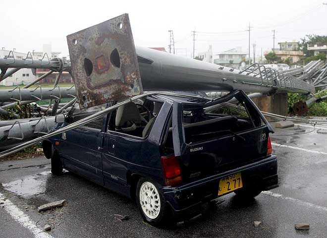 Тайфун Man-Yi в Японии (10 фото)