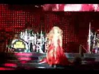 Падение Beyonce во время выступления (4.7 мб)