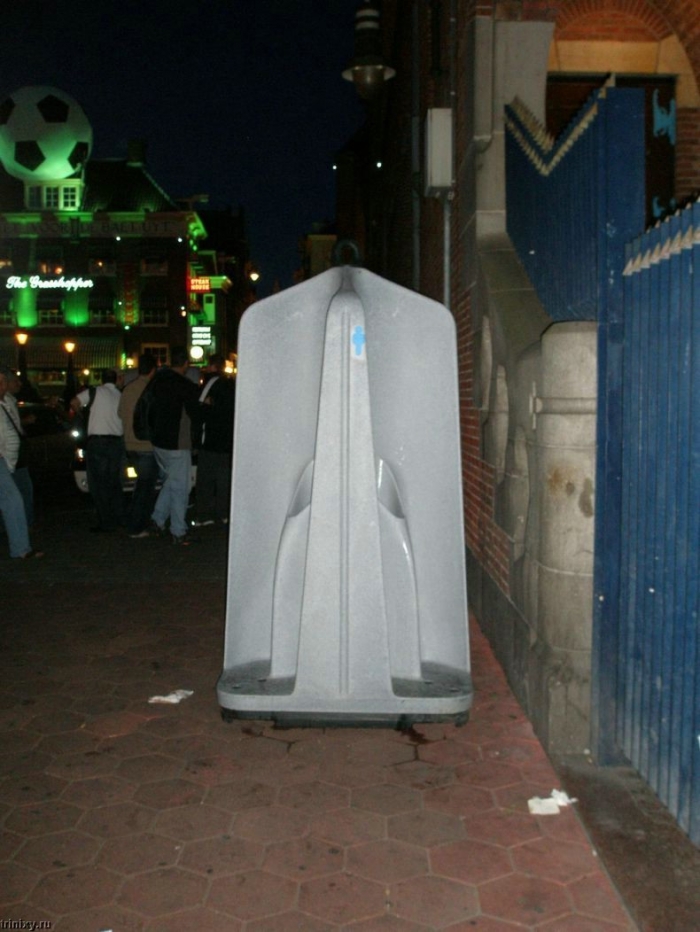 Общественные туалеты в Амстердаме (5 фото)