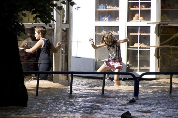 Потоп на Петрашке (16 фото)