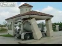 Подборка курьезных аварий (5.1 мб)