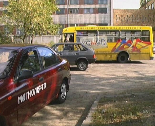 Ужас дня. В Киеве водитель маршрутки умер от передозировки на рабочем месте (7 фото)