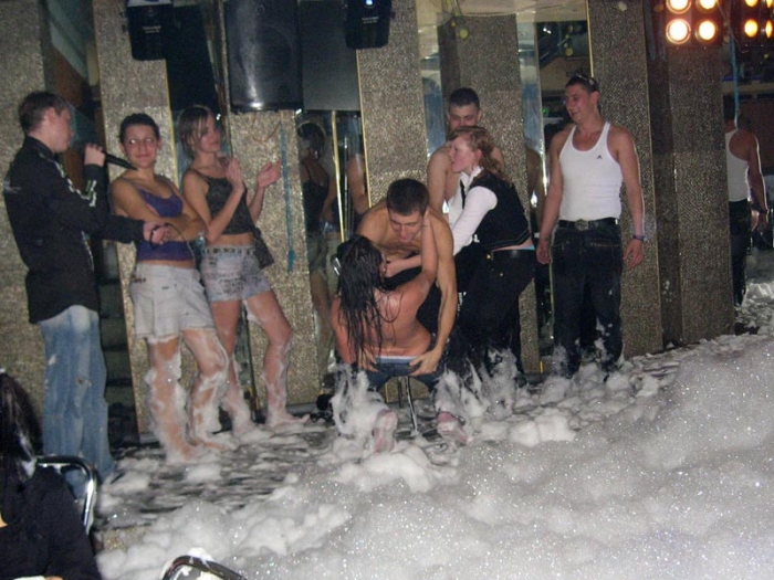 Конкурс наездниц в ночном клубе "Мафия" в Донецке (24 фото)