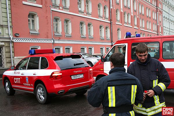 Автомобиль московских спасателей (8 фото)