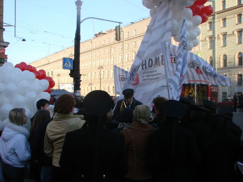 Спб 13 ноября. Ленин идет по Петербургу. 14 Из Питера а вы.