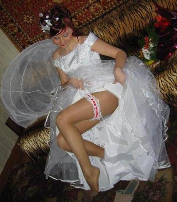 Пикантные фотографии невест (30 штук)