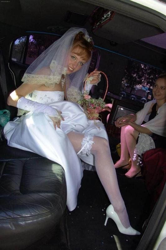 Пикантные фотографии невест (30 штук)