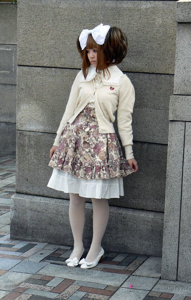 Направление в японской моде и субкультура 1990. Мода в Японии. Японская Повседневная одежда. Мода шестидесятых в Японии. Японская Повседневная женская одежда.