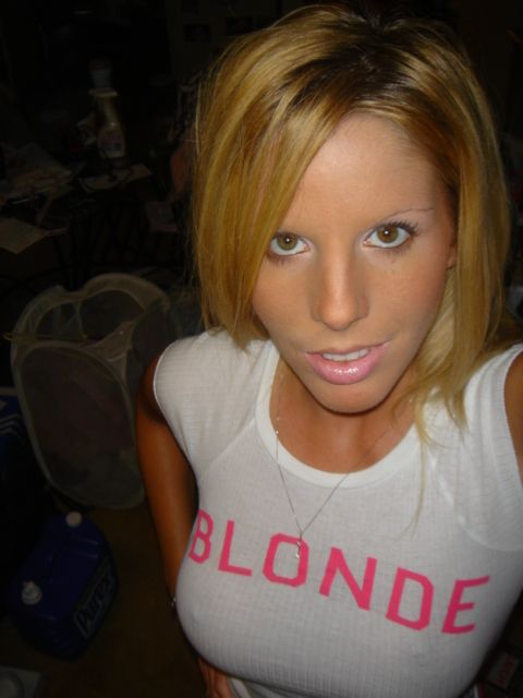 Блондинка (15 фото)