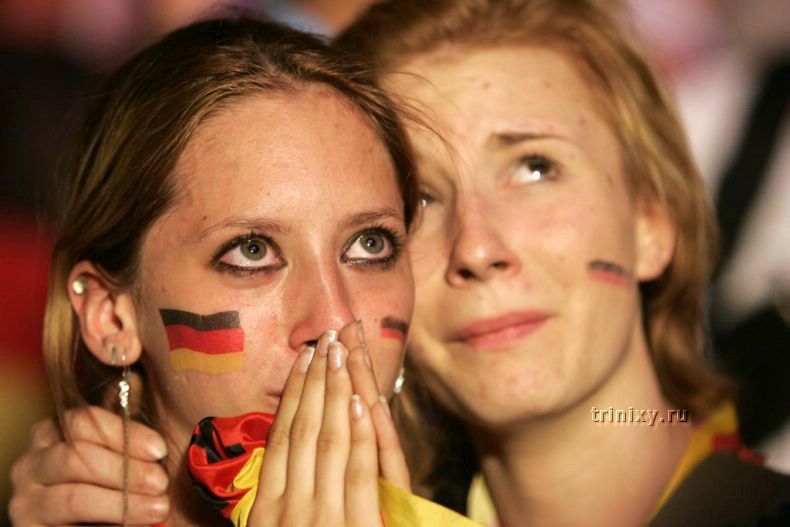 Эмоции болельщиц немецкой сборной (21 фото)