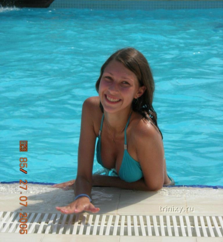 Симпатичная подборка симпатичных девушек в купальниках (62 фото)