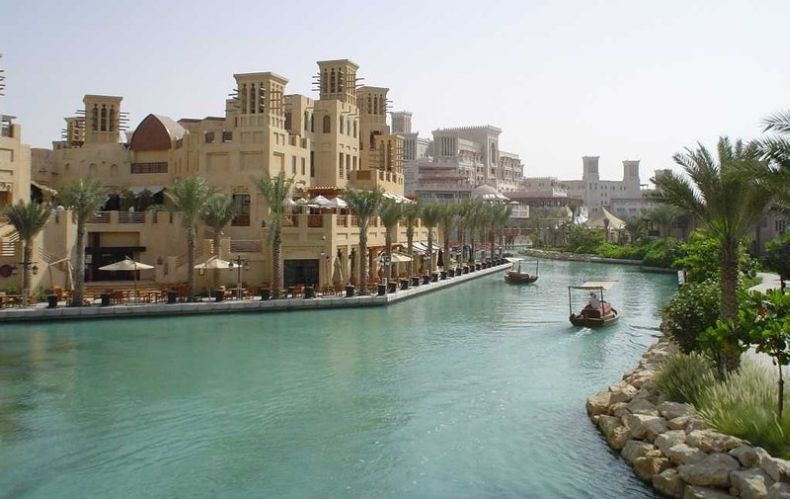 Город на воде в Дубаи (24 фото)