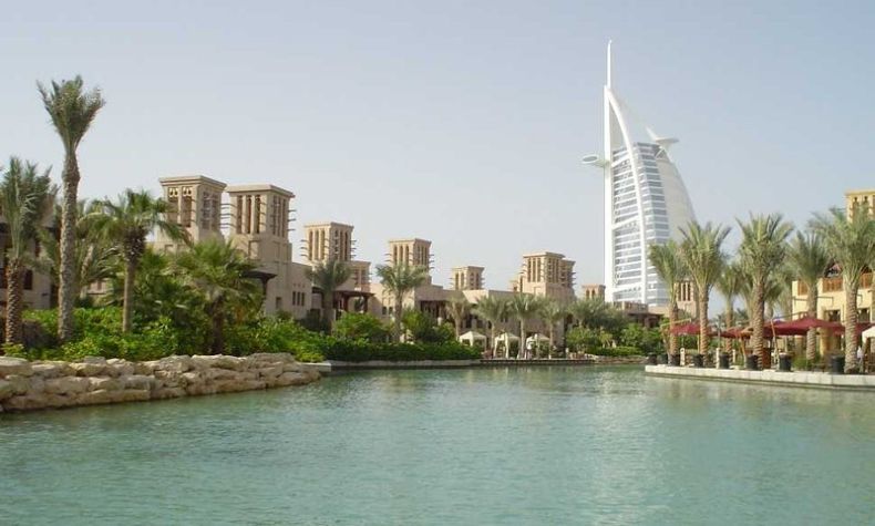 Город на воде в Дубаи (24 фото)