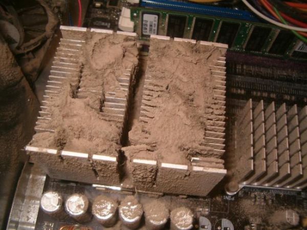 Компьютер или пылесос? (32 фото)