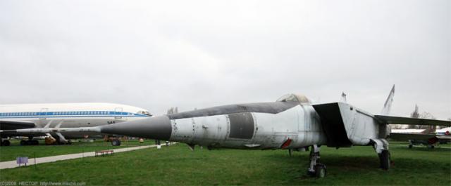 Киевский музей авиации (52 фото)