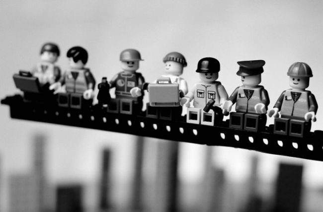 Lego-пародии на всемирно известные фотографии (32 фото)