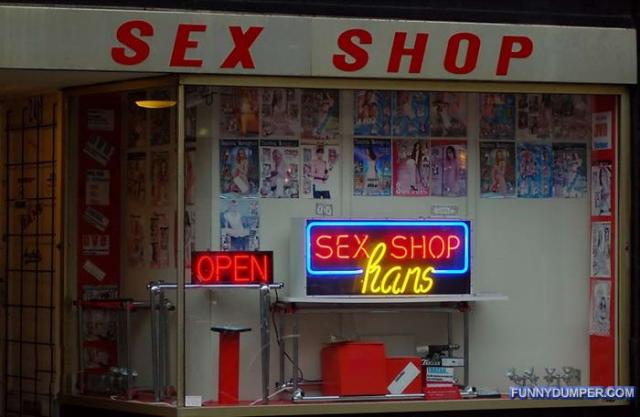 Секс-шопы (21 Фото) .
