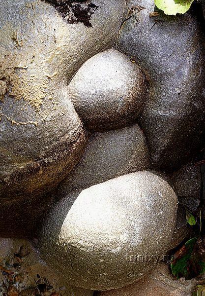 Каменный авторост (16 фото)