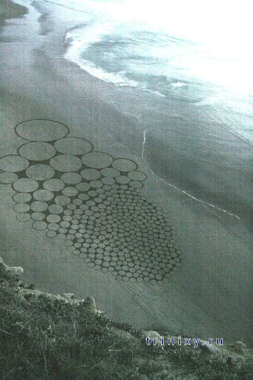 Самые большие рисунки, сделанные человеком на песке (27 фото)