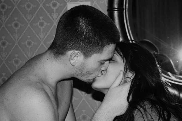 Самый романтический пост дня про поцелуи (37 фото)