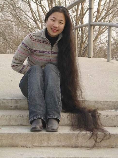 У кого самые длинные волосы в мире у детей