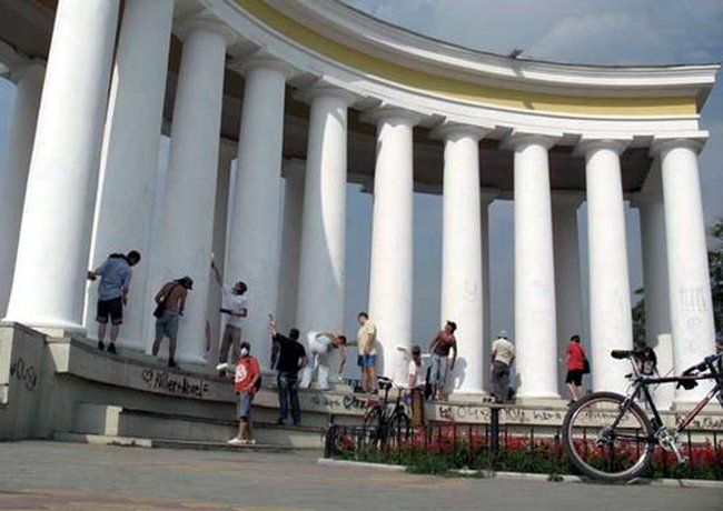 Одессу захлестнула новая волна стрит-арта (36 фото + видео)