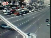Столкновение мотоциклистов в Москве. Оба выжили (1.2 мб)
