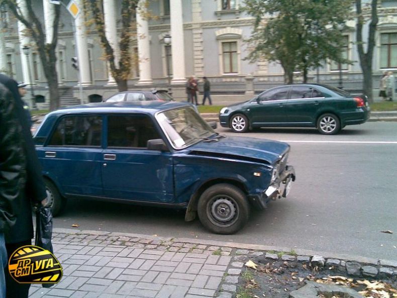 Авария в Киеве (14 фото)