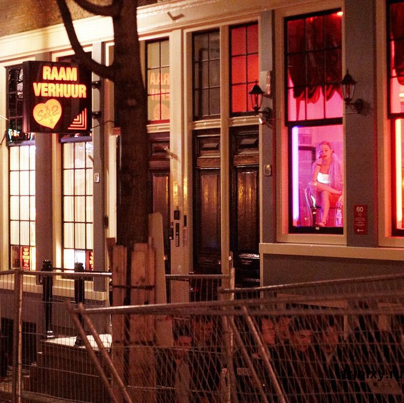 Квартал красных фонарей в Амстердаме (40 фото)