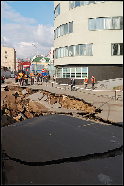 Провалы грунта в москве