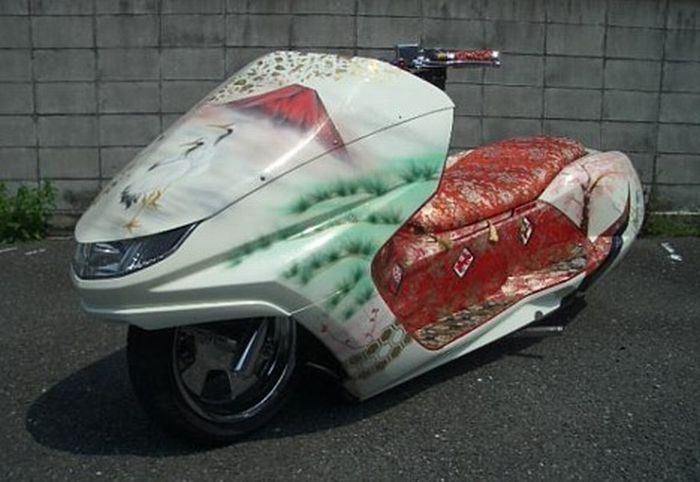 Японские скутеры (17 фото)