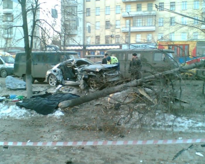 Страшная авария в Челябинске (12 фото + видео)