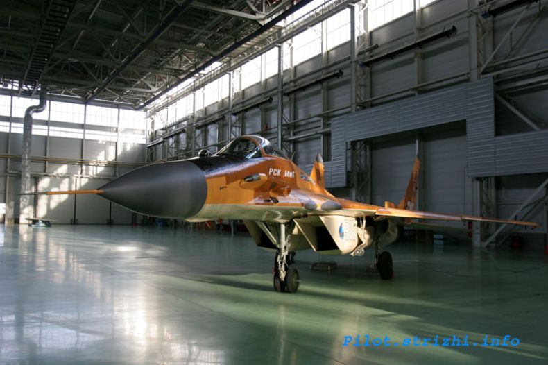 Производство серийных МиГ-29К/КУБ в Луховицах (19 фото)