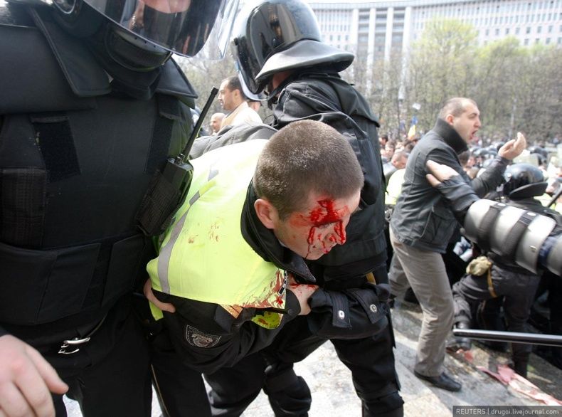 Беспорядки в Молдавии (18 фото + видео)