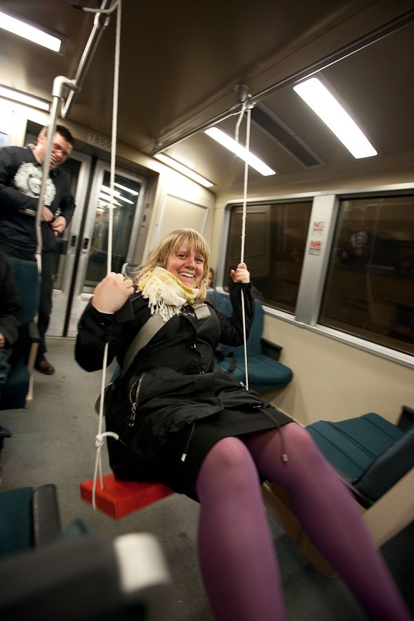 Флешмоб в метро Сан Франциско (10 фото)