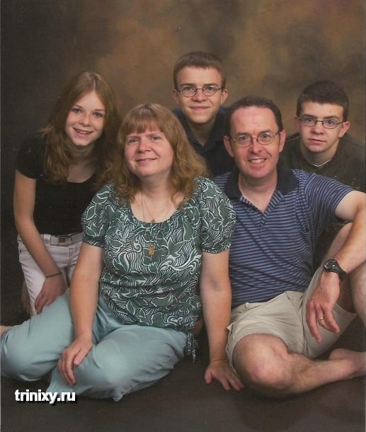Смешные семейные фотографии (32 фото)