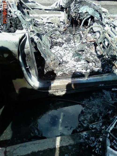 В Москве сгорел новенький Ferrari (30 фото )