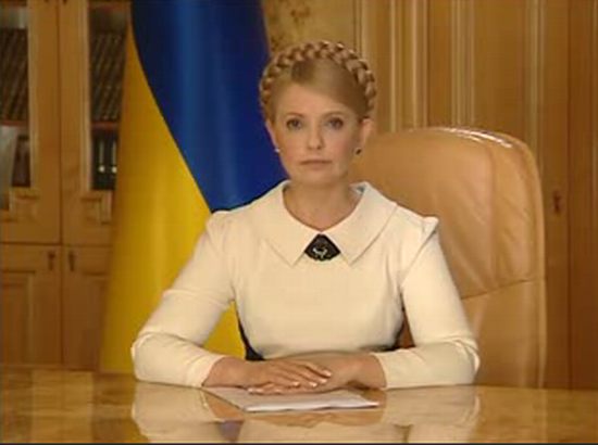 Юлия Тимошенко перед выступлением (1.6 мб)
